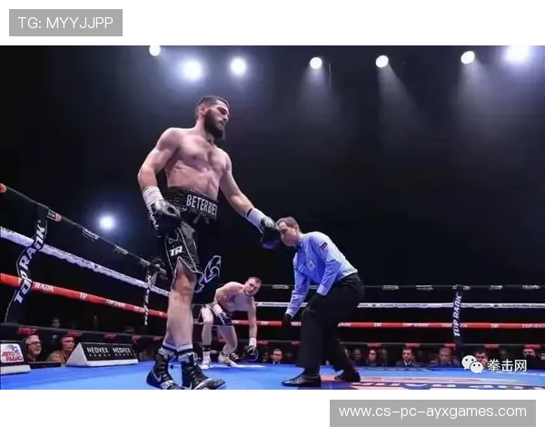 潘彻斯上勾拳越发犀利