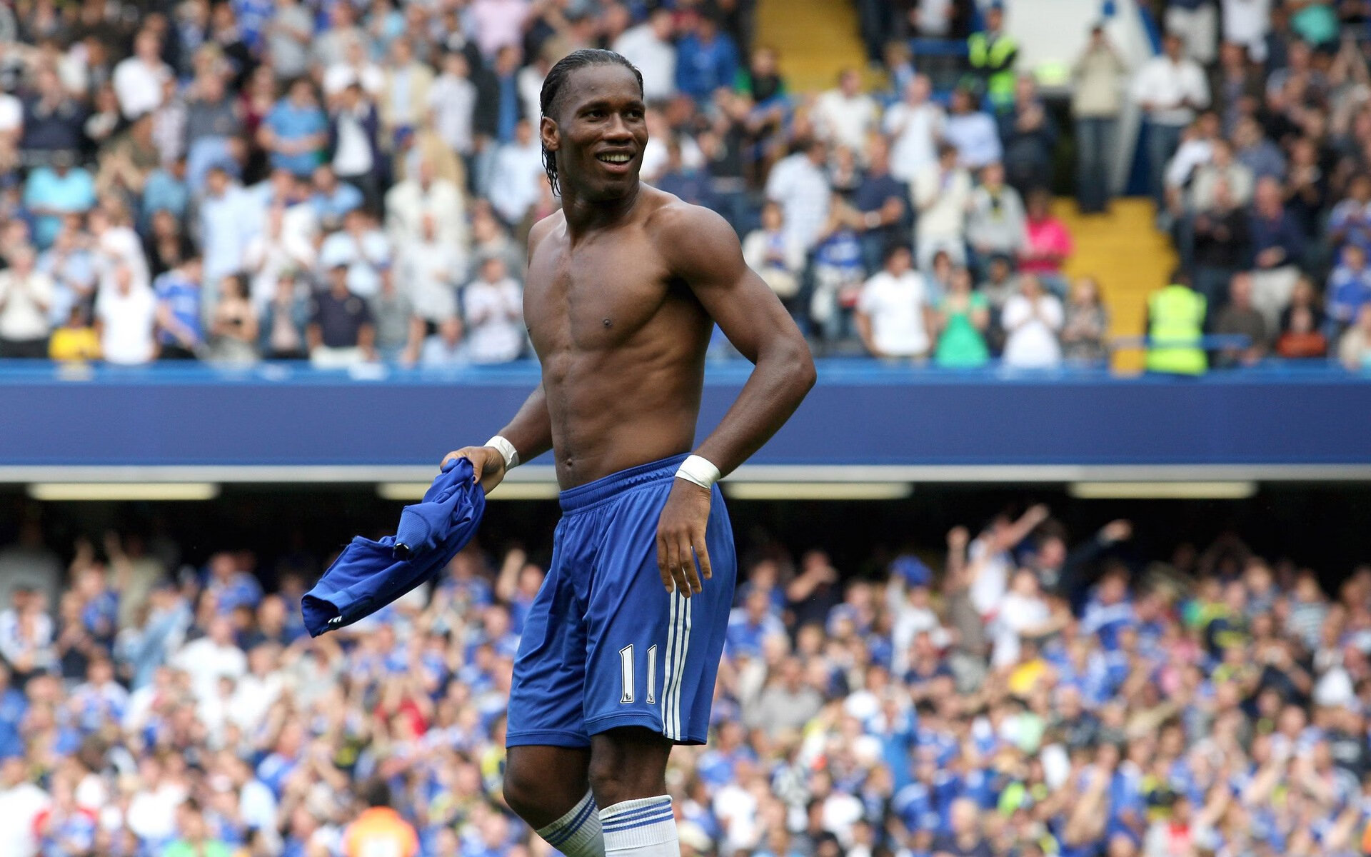 Emma Raducanu奇迹逆转夺冠，青少年新星崛起